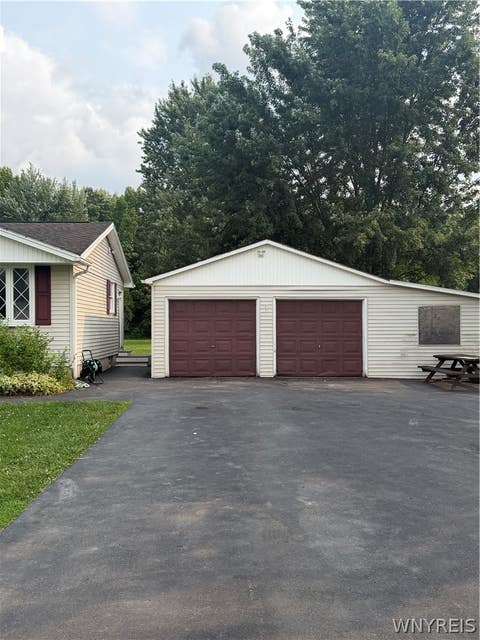 Tiny photo for 9304 Fisk Road, Royalton, NY 14001 (MLS # B1702454)
