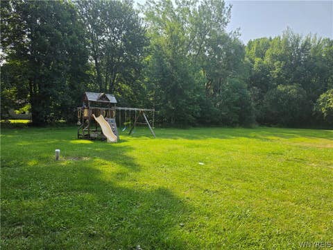 Tiny photo for 9304 Fisk Road, Royalton, NY 14001 (MLS # B1702454)