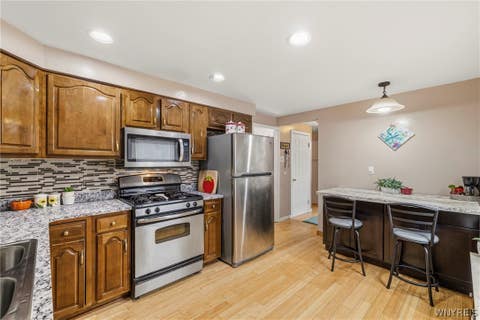 Tiny photo for 183 Rosedale Boulevard, Amherst, NY 14226 (MLS # B1690205)