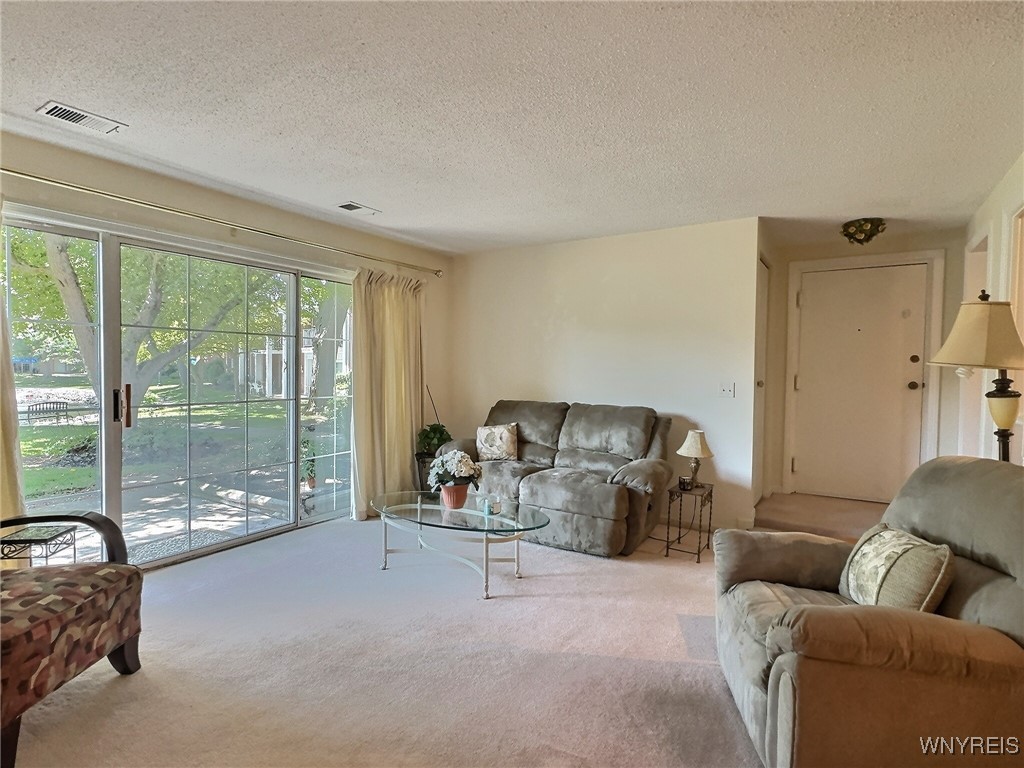 27 Hickory Hill Rd B