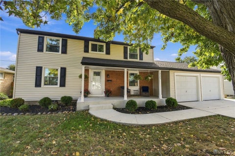 Homes For Sale - 2585 Parker Boulevard<br/> Tonawanda, NY 14150
