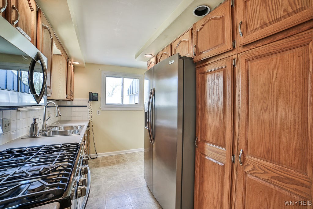 51 Clearvale Drive, Cheektowaga, New York image 18