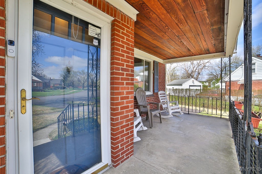 51 Clearvale Drive, Cheektowaga, New York image 5