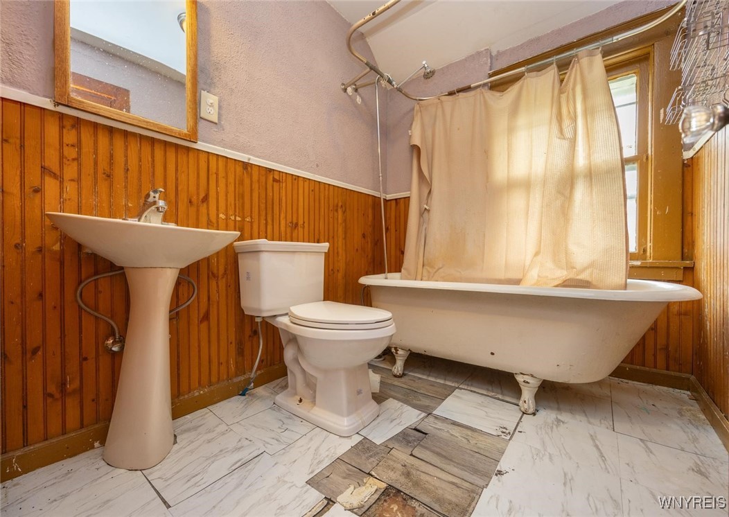 2215 South Avenue, Niagara Falls, New York image 30