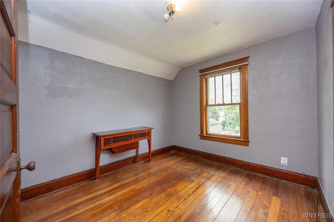 2215 South Avenue, Niagara Falls, New York image 20
