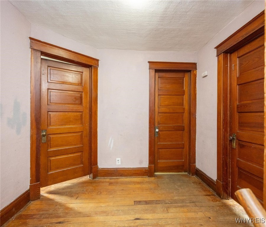 2215 South Avenue, Niagara Falls, New York image 29