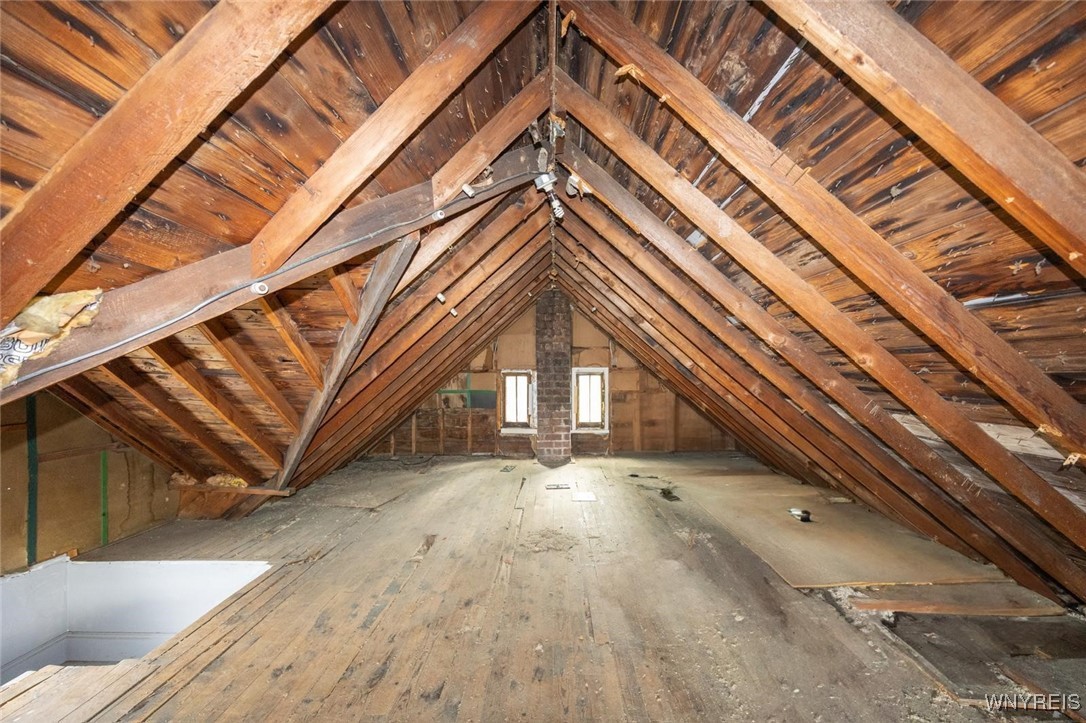 2215 South Avenue, Niagara Falls, New York image 36