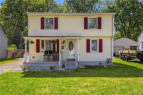 Homes For Sale - 74 S Huxley Drive<br/> Cheektowaga, NY 14225