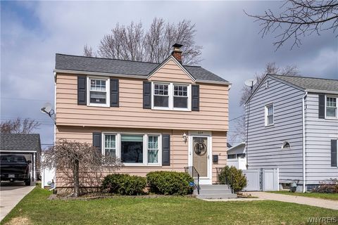 Homes For Sale - 624 Moore Avenue<br/> Tonawanda, NY 14223