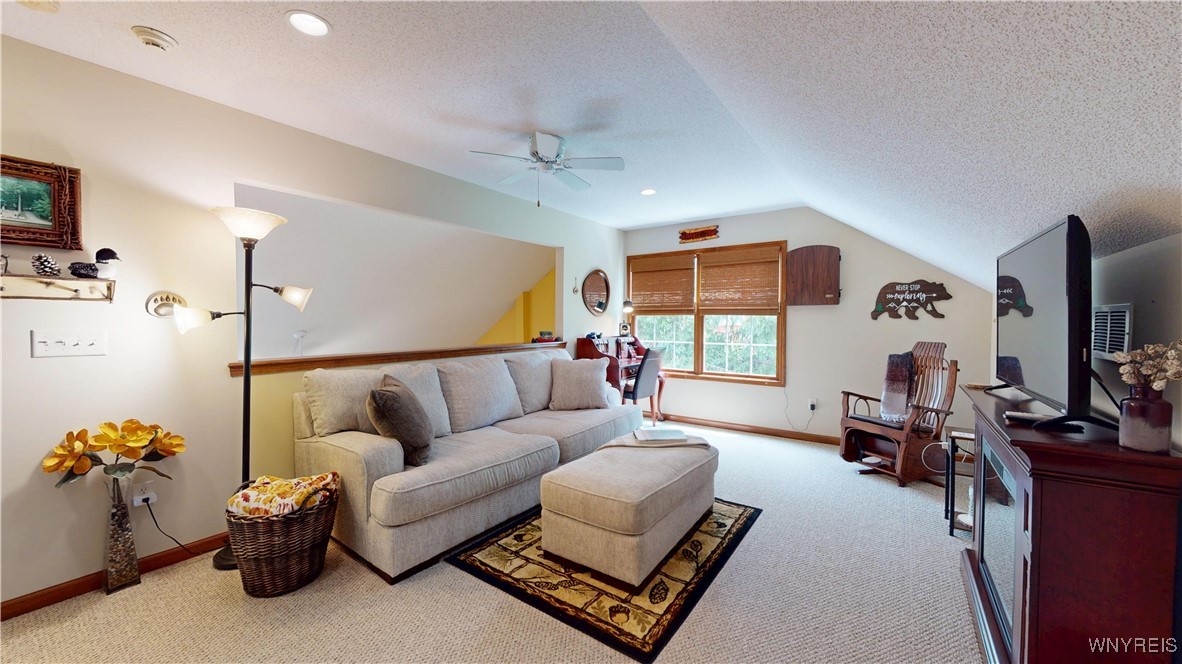 27 Hickory Grove Lane, Cheektowaga, New York image 25
