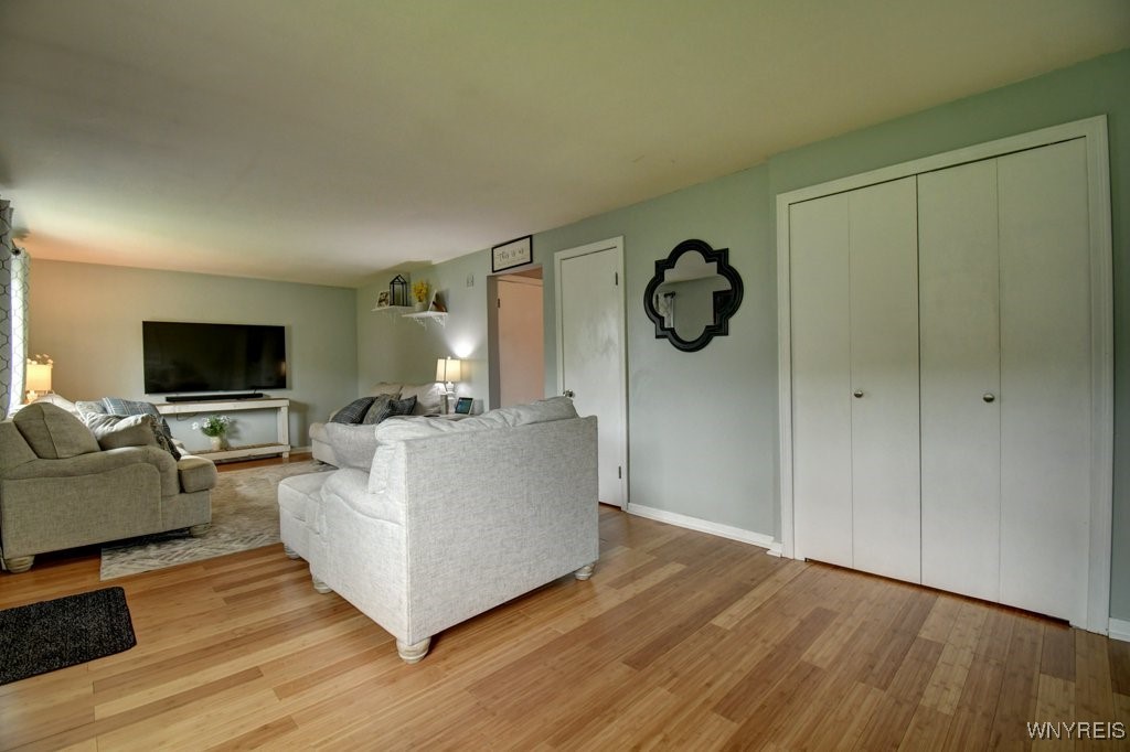 12 S Huxley Drive, Cheektowaga, New York image 7