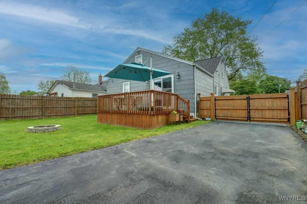 12 S Huxley Drive, Cheektowaga, New York image 32