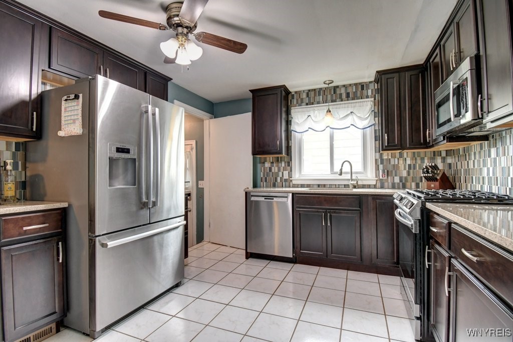 12 S Huxley Drive, Cheektowaga, New York image 8