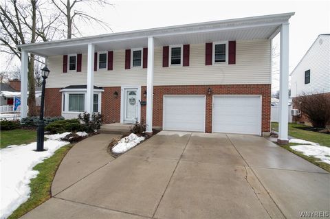 Photo of 42 Carriage Circle, Amherst, NY 14221 (MLS # B1666665)