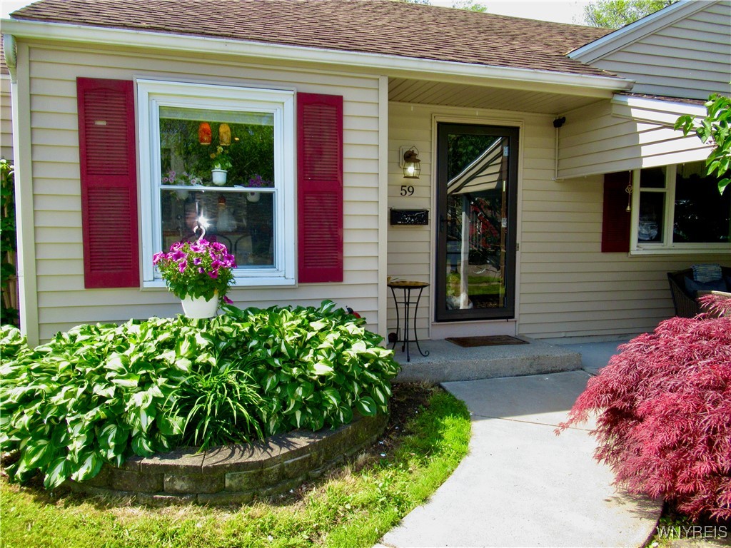 59 Wayne, Cheektowaga, New York image 2