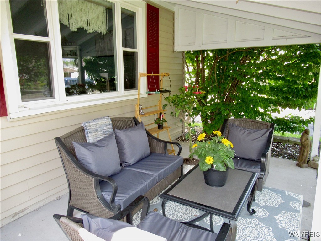 59 Wayne, Cheektowaga, New York image 4