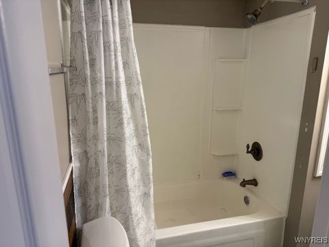 Tiny photo for 4444 Main Street, Royalton, NY 14067 (MLS # B1655515)