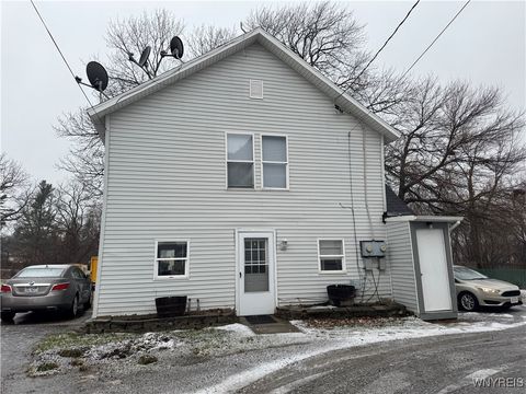 Photo of 4444 Main Street, Royalton, NY 14067 (MLS # B1655515)