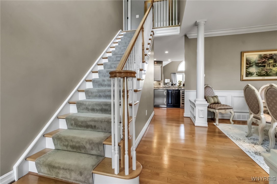 5623 Field Brook Drive, Clarence, New York image 3