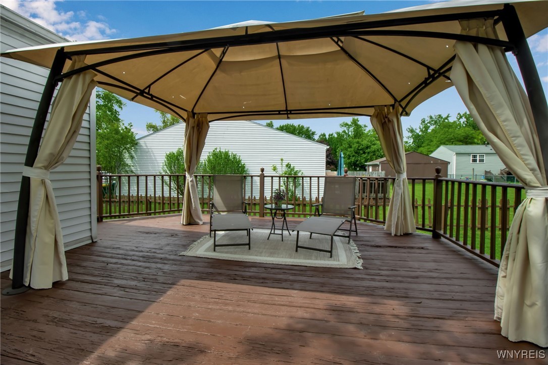 219 Oakhill Drive, Hamburg, New York image 37