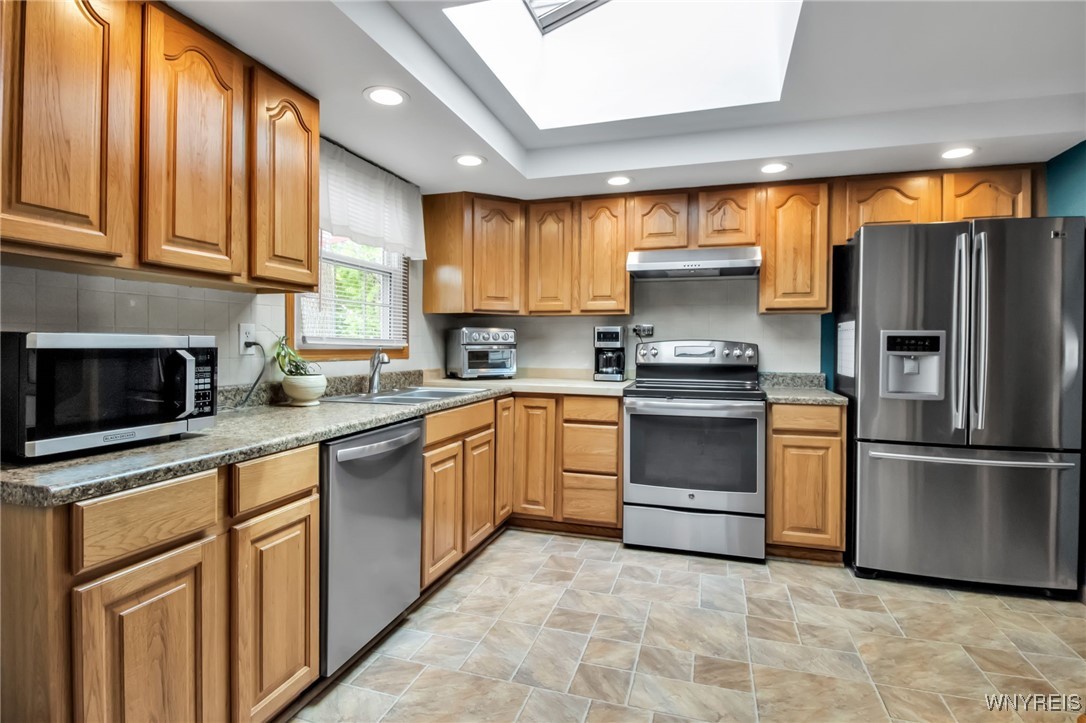 219 Oakhill Drive, Hamburg, New York image 8