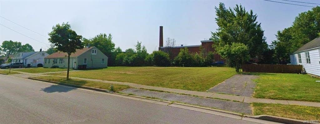Photo of 15 Browning Avenue #11, Tonawanda, NY 14150 (MLS # B1704829)
