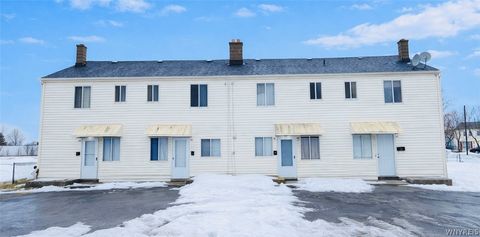 Multifamily For Sale - 7 Trent Sq<br/> Cheektowaga, NY 14225