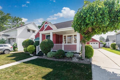 Homes For Sale - 197 Crocker Street<br/> Cheektowaga, NY 14212