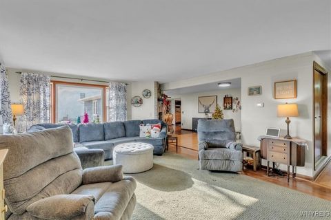 Tiny photo for 1073 Lyndale Lane, Marilla, NY 14059 (MLS # B1655706)