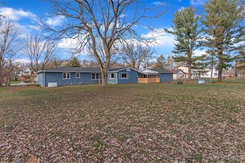 Tiny photo for 1073 Lyndale Lane, Marilla, NY 14059 (MLS # B1655706)