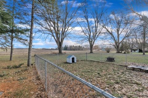 Tiny photo for 1073 Lyndale Lane, Marilla, NY 14059 (MLS # B1655706)