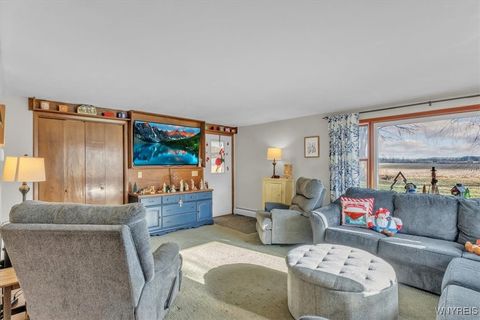 Tiny photo for 1073 Lyndale Lane, Marilla, NY 14059 (MLS # B1655706)