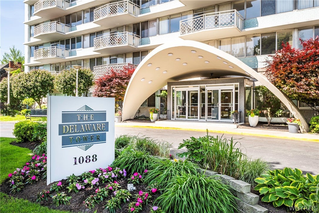 1088 Delaware Avenue 17D