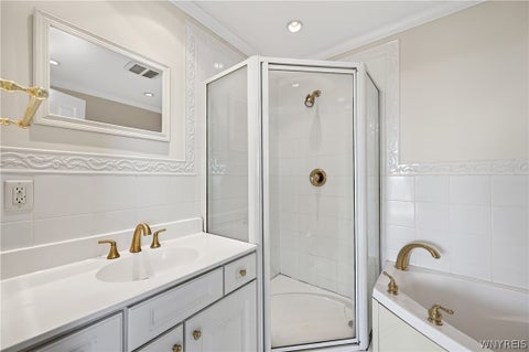 Tiny photo for 1088 Delaware Avenue #17D, Buffalo, NY 14209 (MLS # B1714914)