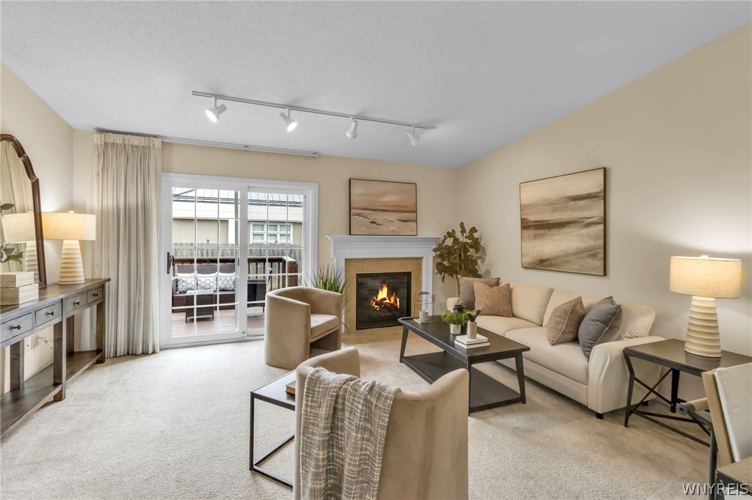25 Woodpointe Run