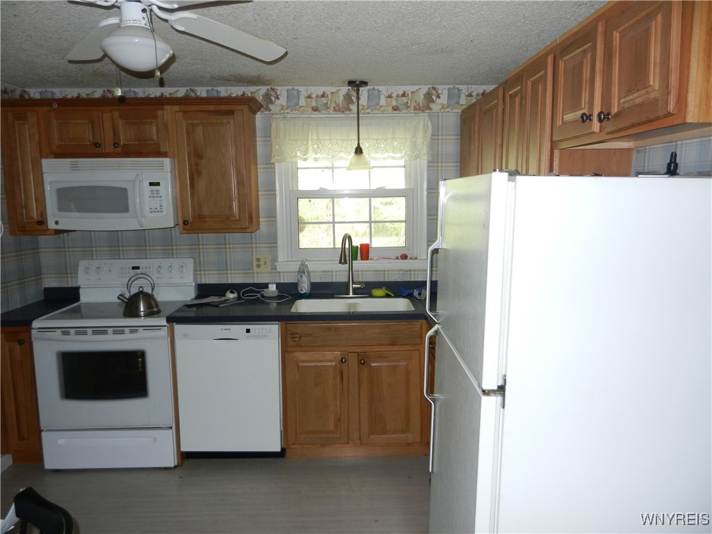 5051 Overlook Point, Hamburg, New York image 6