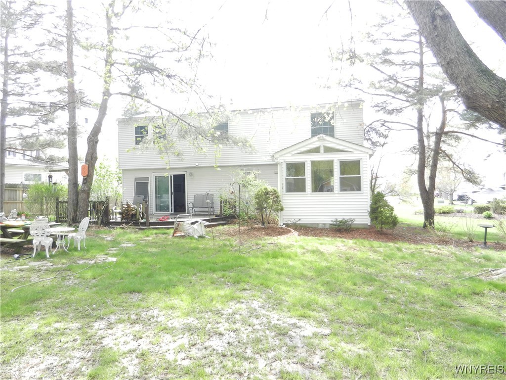 5051 Overlook Point, Hamburg, New York image 2