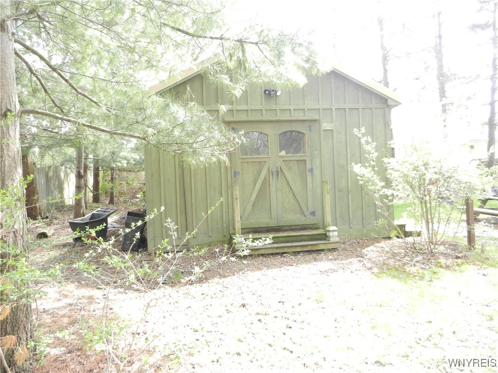 5051 Overlook Point, Hamburg, New York image 13