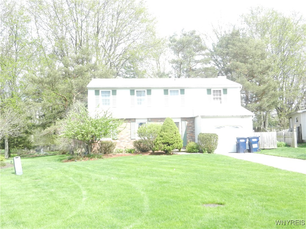 5051 Overlook Point, Hamburg, New York image 1