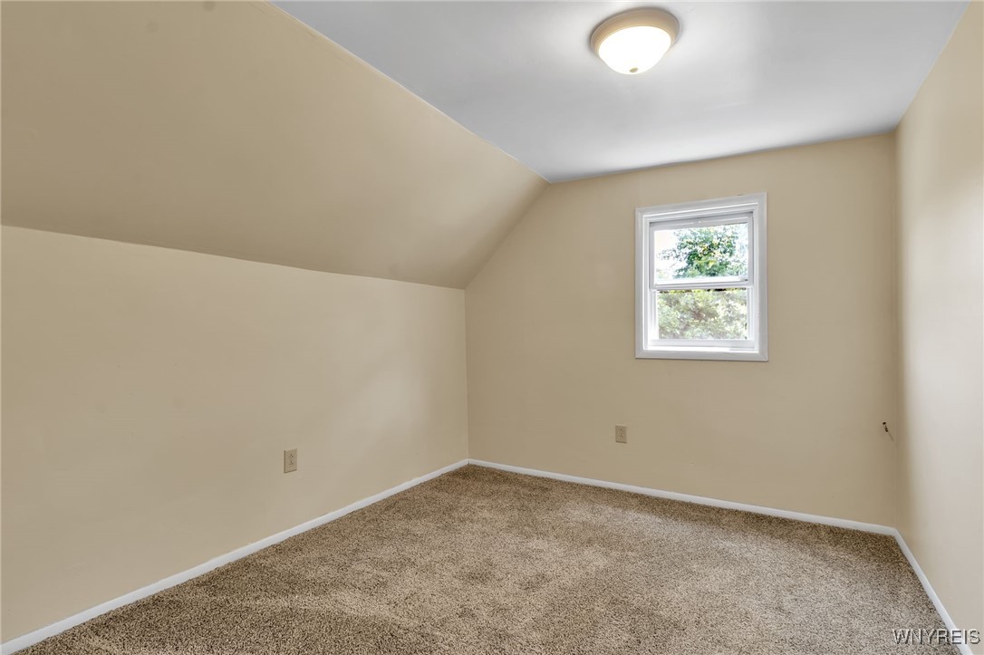 6084 Versailles Road, Hamburg, New York image 19