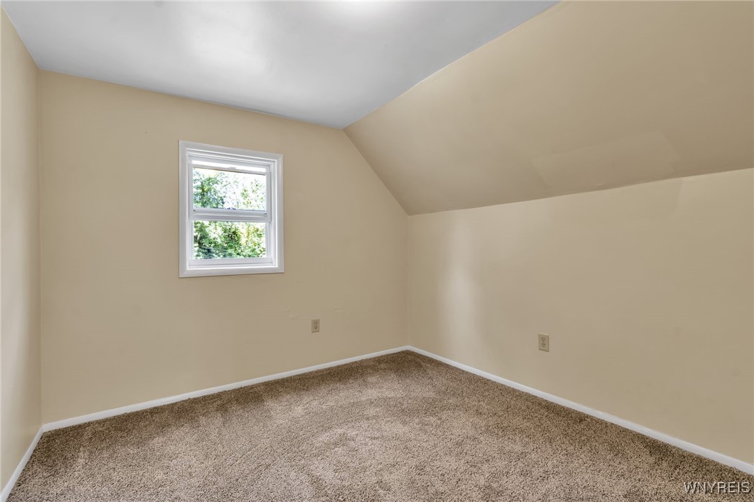 6084 Versailles Road, Hamburg, New York image 18