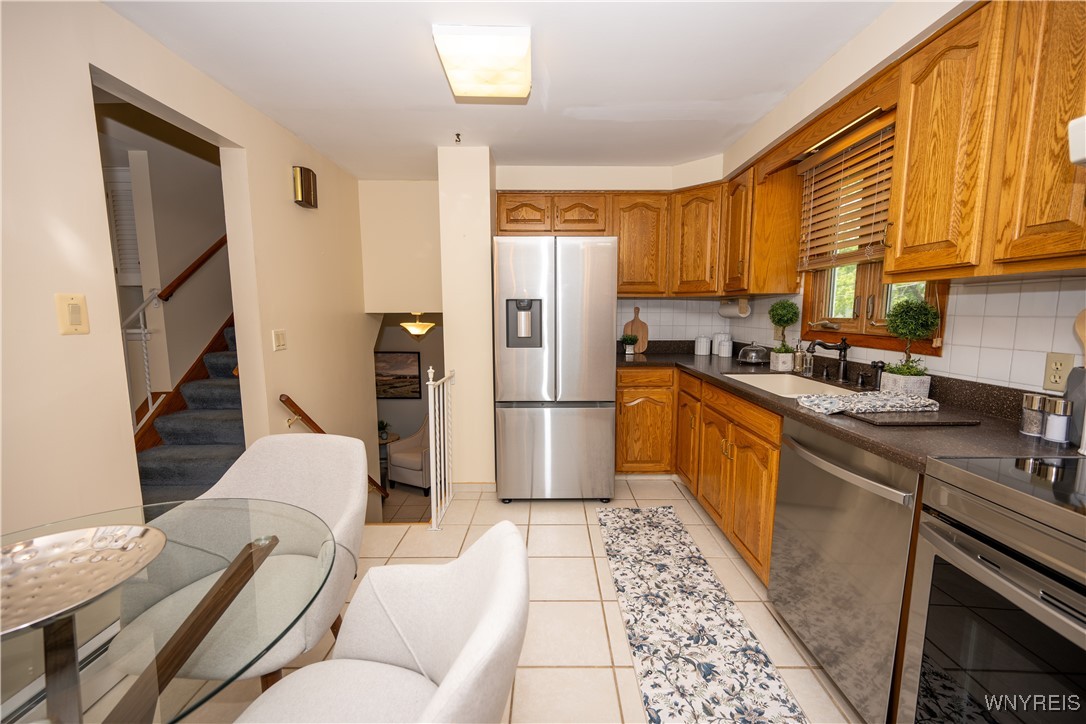 254 Marrano Parkway, Cheektowaga, New York image 17