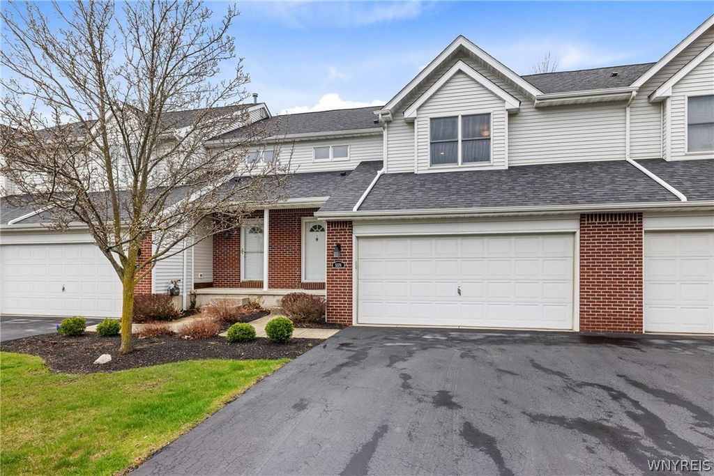 Photo of 5376 Village Station Circle, Clarence, NY 14221 (MLS # B1672495)
