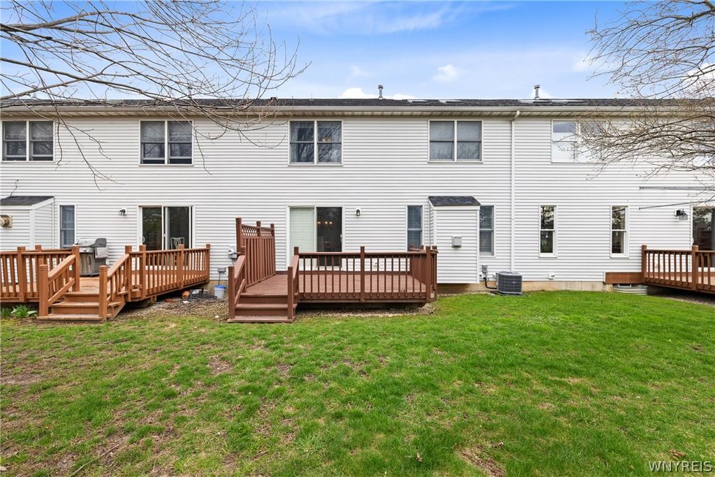 Photo of 5376 Village Station Circle, Clarence, NY 14221 (MLS # B1672495)