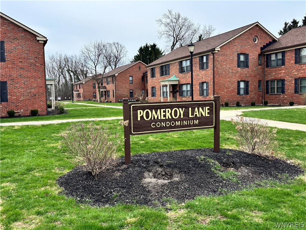 3901 Main St 10D