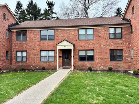 3901 Main St 10D Amherst NY 14226