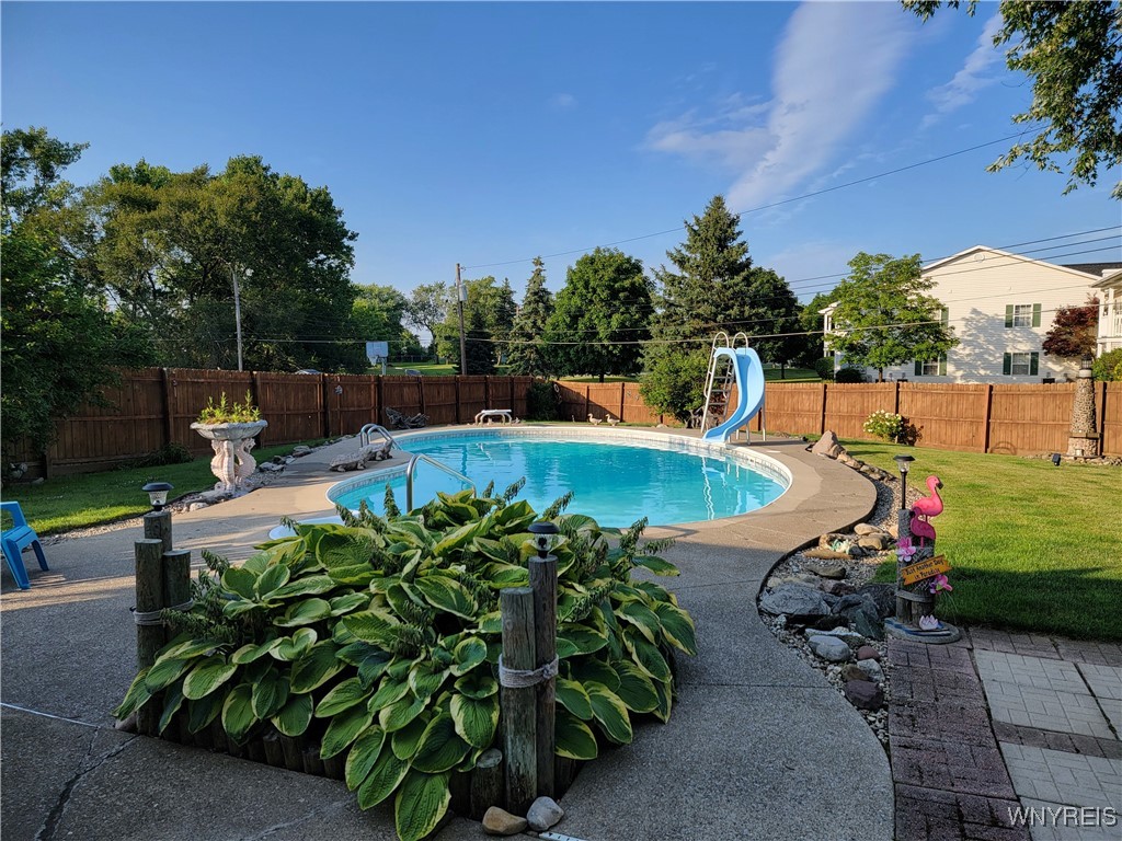 4 Rondelay Court, Cheektowaga, New York image 39