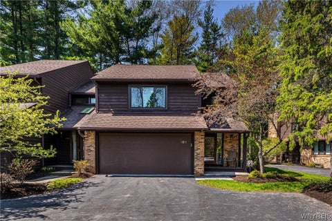 Photo of 182 Breezewood Cmn Cmn, Amherst, NY 14051 (MLS # B1675758)