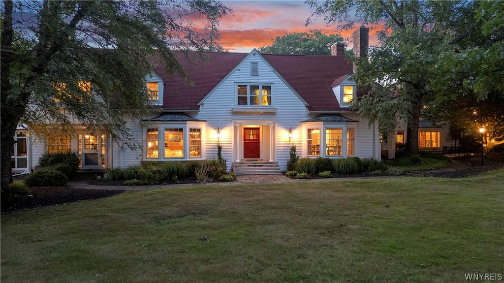 Photo of 1304 Sweet Road, Aurora, NY 14052 (MLS # B1703601)
