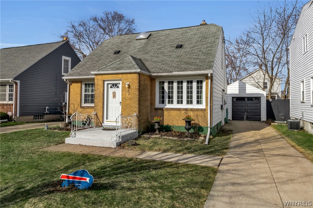 72 Marquette Avenue